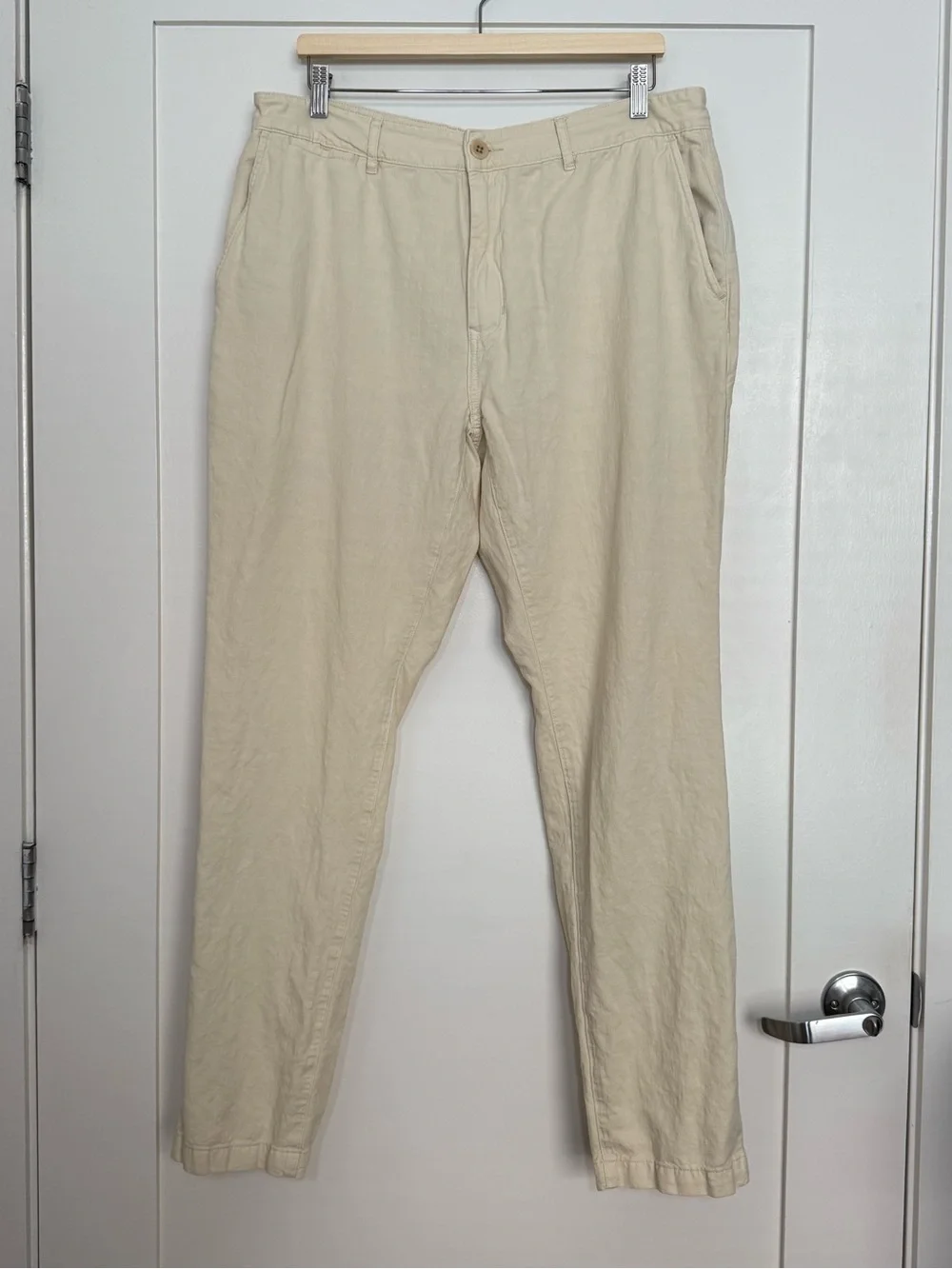 Flint and Tinder Athletic Tapered Fit Pants Mens Sz 36 Beige Cotton Linen Resort